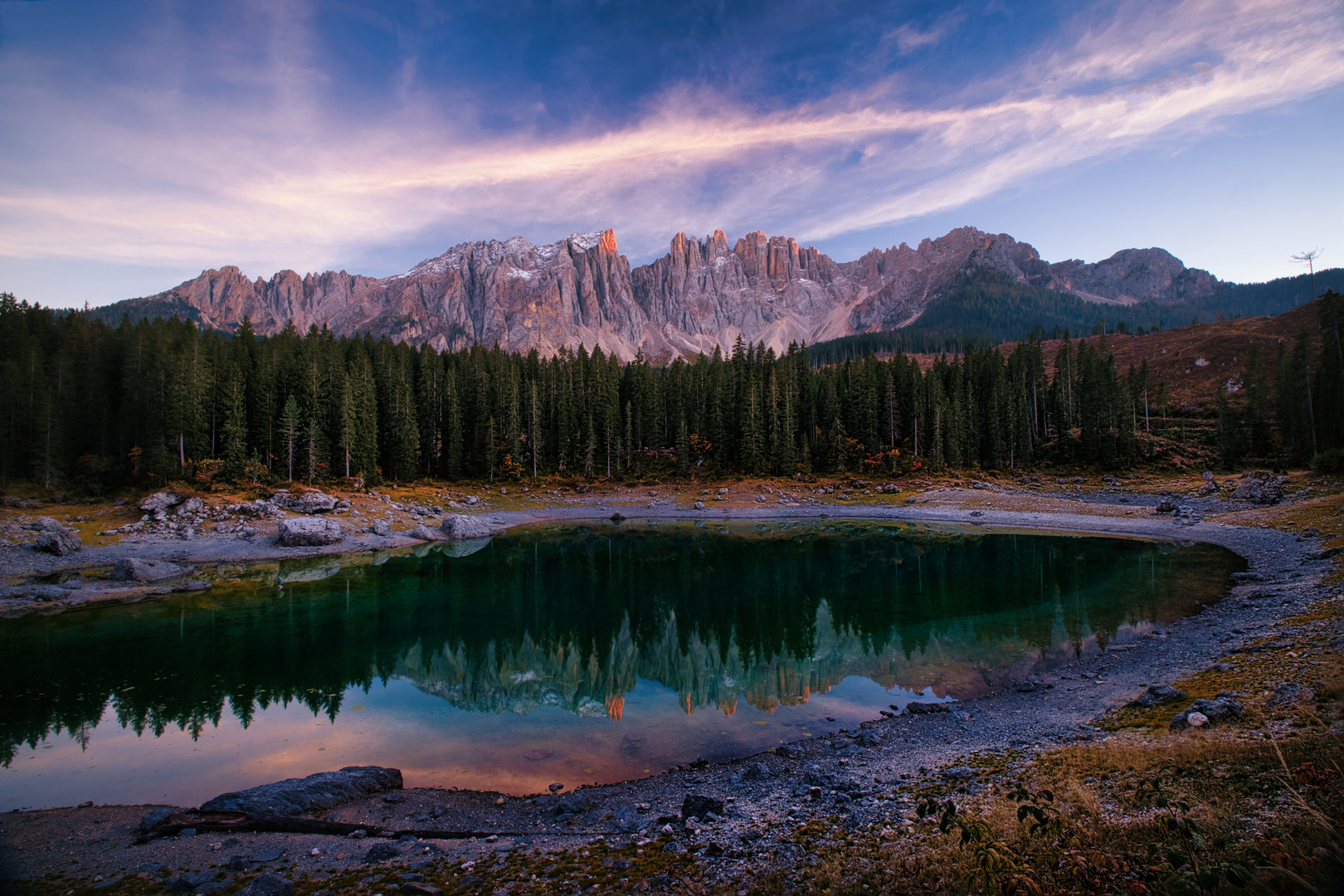 Karersee bei Sonnenuntergang