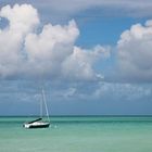 Karibik vor Curacao Boot im Meer