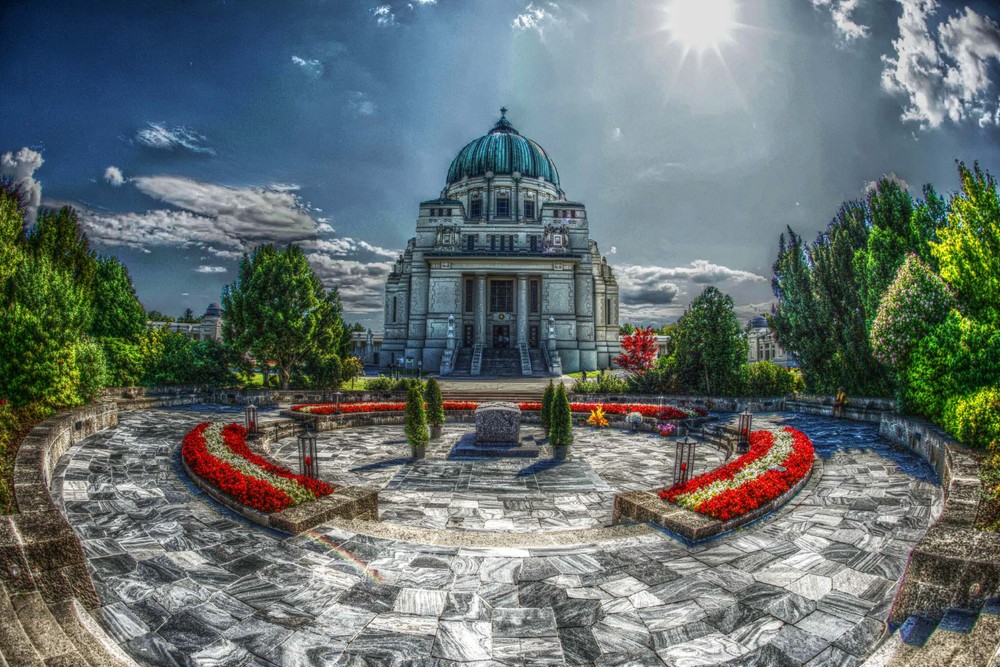 Karl-Borromäus-Kirche und Präsidentengruft auf dem Wiener Zentralfriedhof