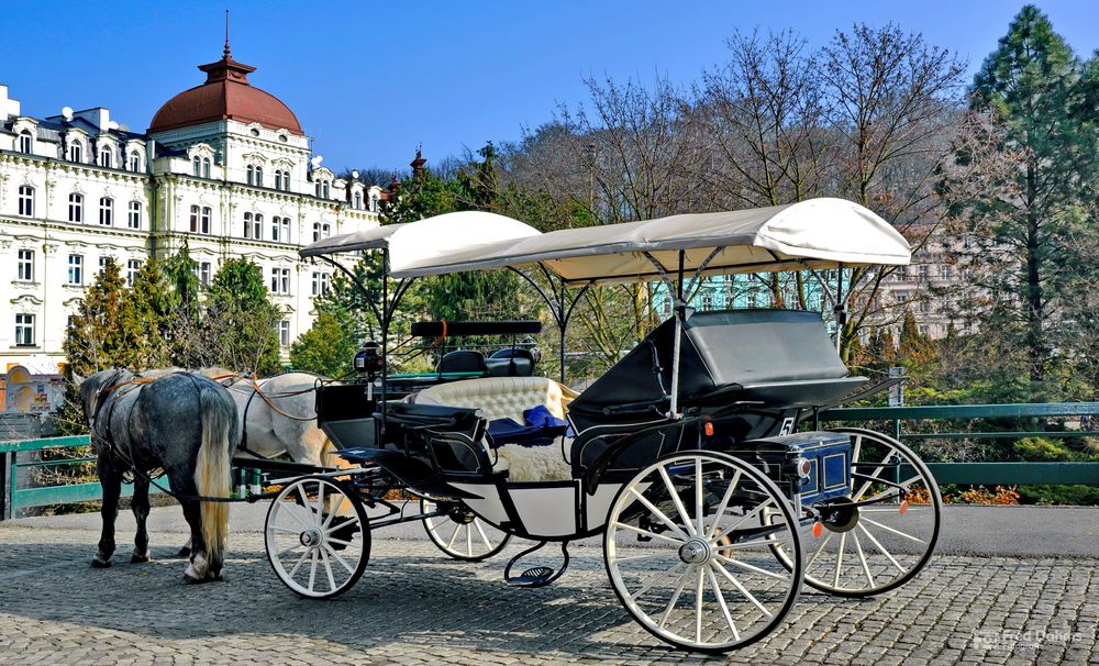 Karlsbad (Karlovy Vary), Centrum Neustadt