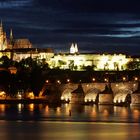 Karlsbrücke bei Nacht