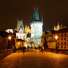 Karlsbrücke mit den Kleinseitigen Brückentürmen , Prag