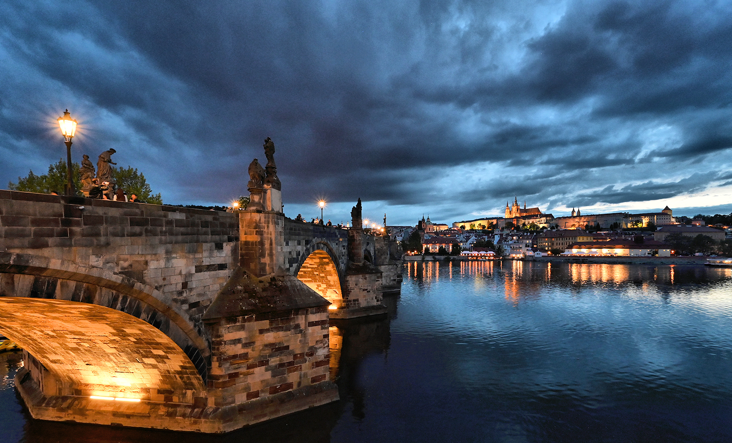 Karlsbrücke Prag III