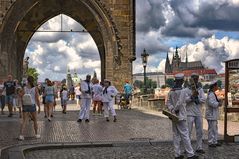 Karlsbrücke Prag Kontraste
