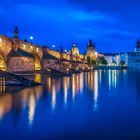 Karlsbrücke zur blauen Stunde