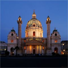 Karlskirche am frühen Abend