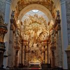 Karlskirche: Blick zum Hochaltar