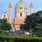 Karlskirche im Sommer