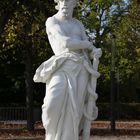 Karlsruhe - Mythologische Bildwerke auf dem Schlossplatz (III)