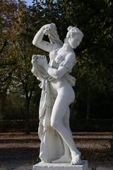Karlsruhe - Mythologische Bildwerke auf dem Schlossplatz (V)