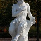 Karlsruhe - Mythologische Bildwerke auf dem Schlossplatz (XI)