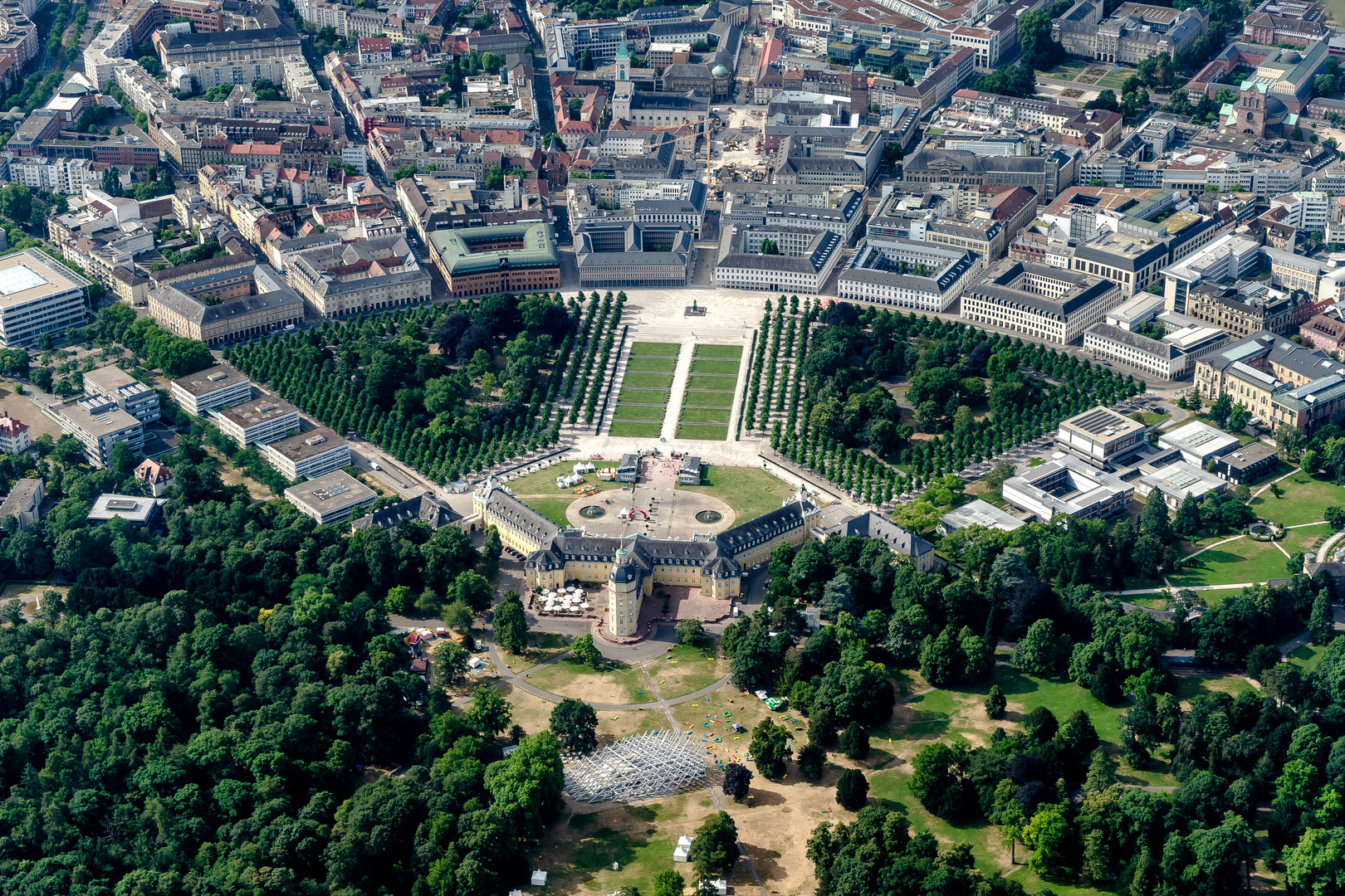 Karlsruhe Schloss und Fächerstadt 