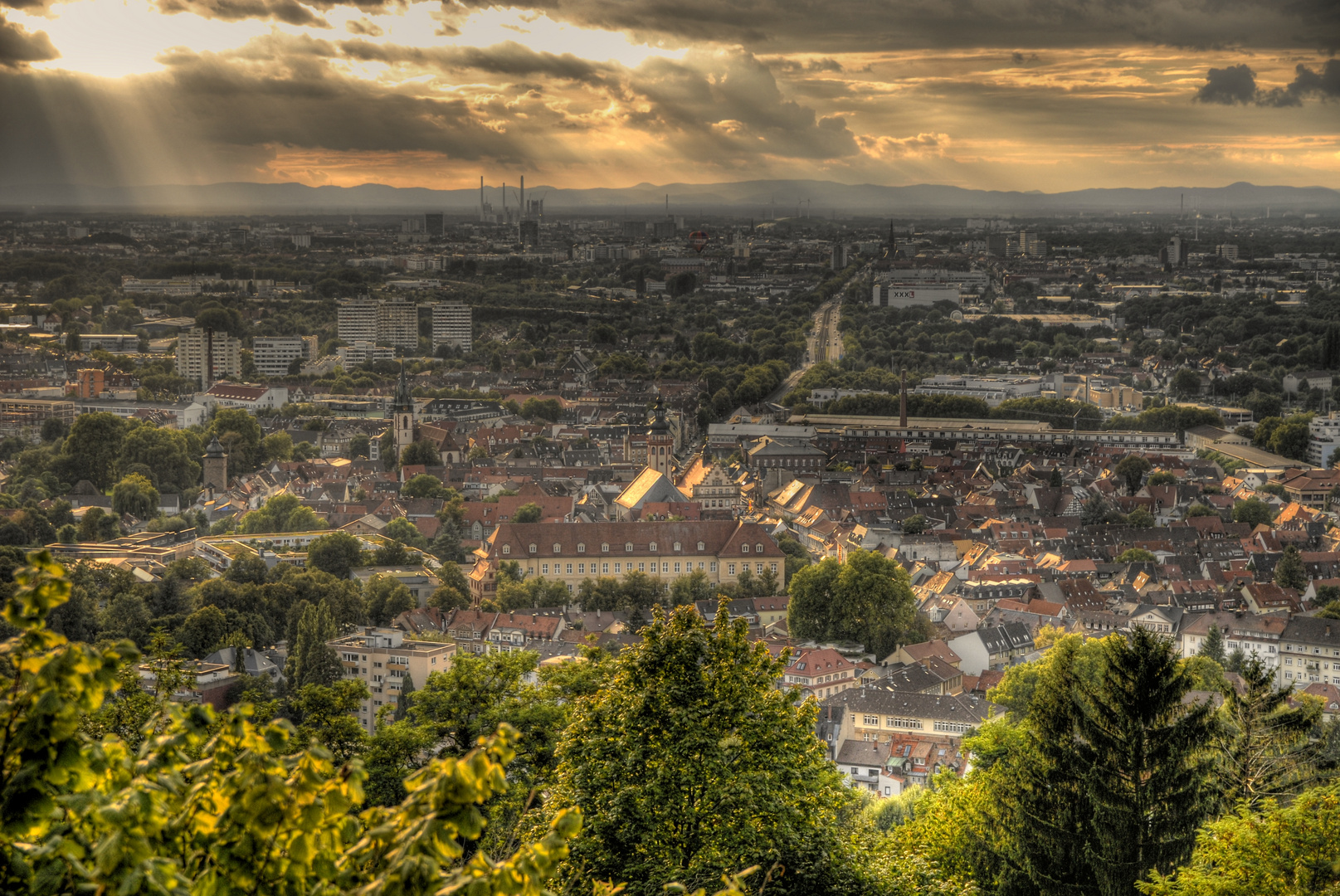 Karlsruhe vor der Dunkelheit