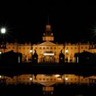 Karlsruher Schloss bei Nacht