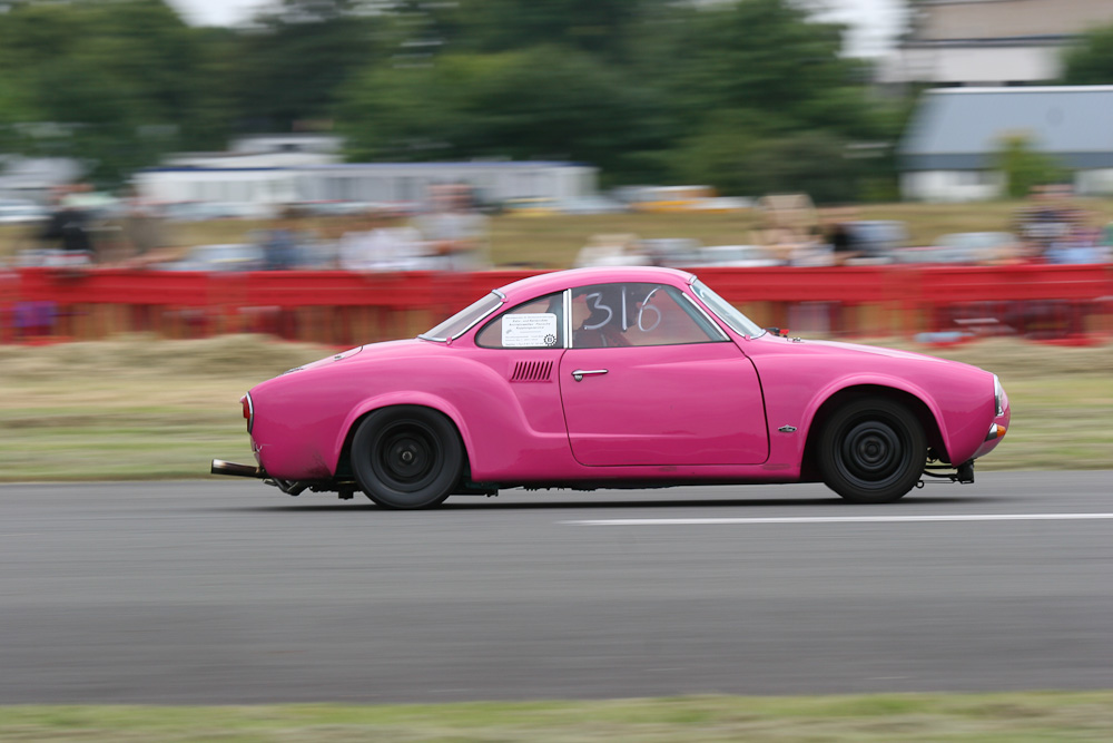 Karmann Ghia 1/4 Meile