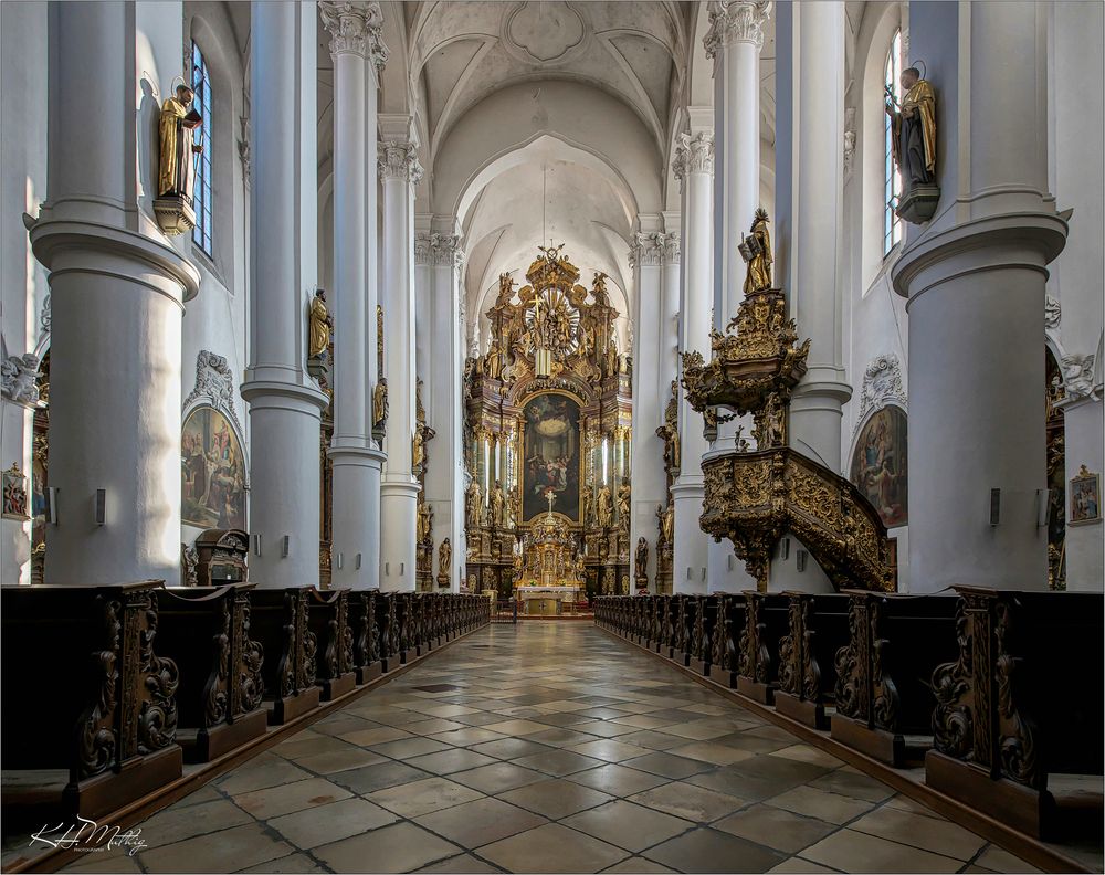 Karmelitenkloster HL. Geist - Straubing " Gott zu Gefallen ... "