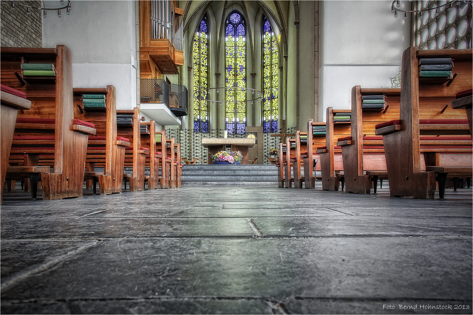 Karmelkirche zu Duisburg ......