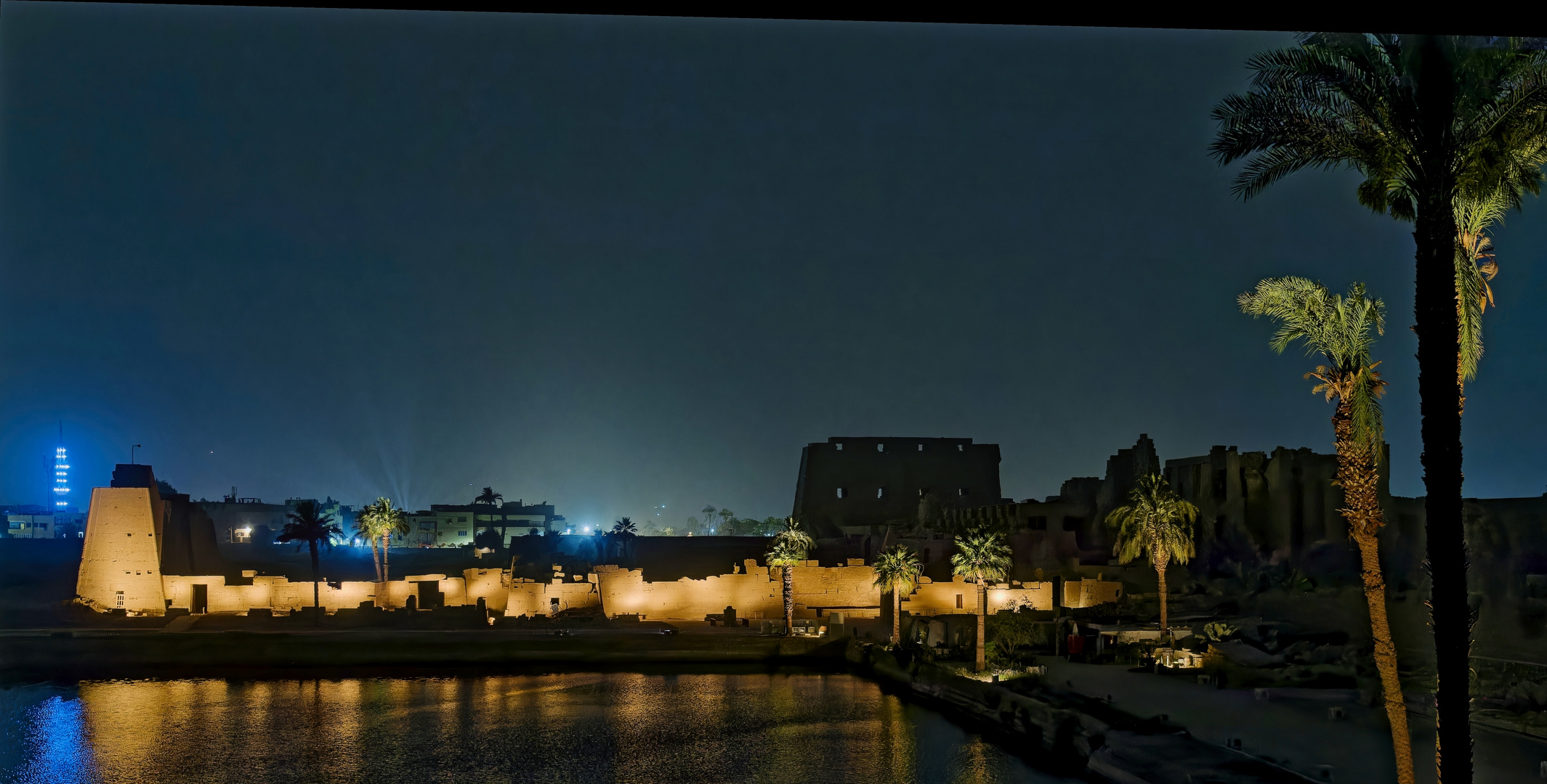 Karnak bei Nacht (3)