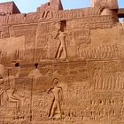Karnak Tempel – Außenseite der Nordwand des Säulensaales