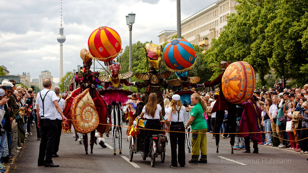 KARNEVAL DER KULTUREN BERLIN 2025 - 19