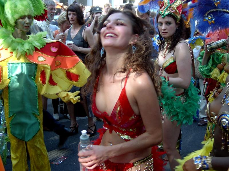 karneval der kulturen in berlin