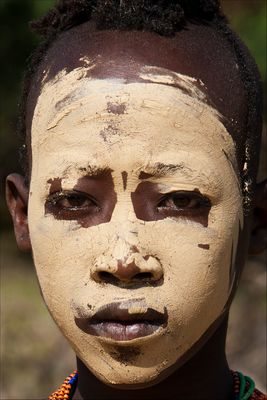 [ Karo Tribe Boy With Painted Face ]