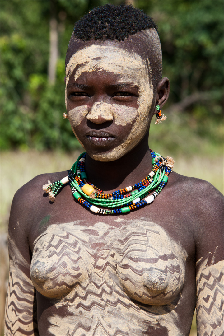 [ Karo Tribe Girl ]