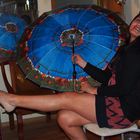 Karol con parasol