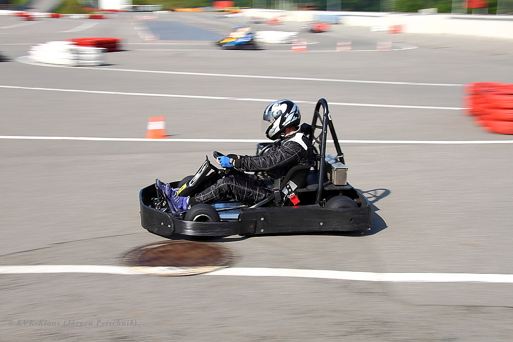 Kart in motion