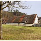 Kartause Ittingen mit Hopfengarten, Obstbäumen und Scheune