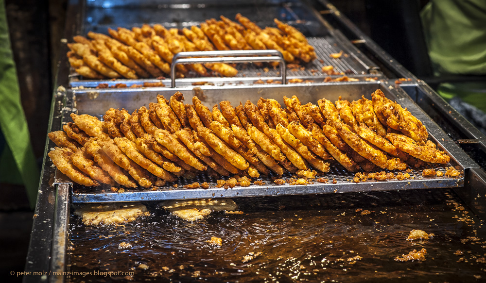 Kartoffelpuffer - Mainzer Weihnachtsmarkt