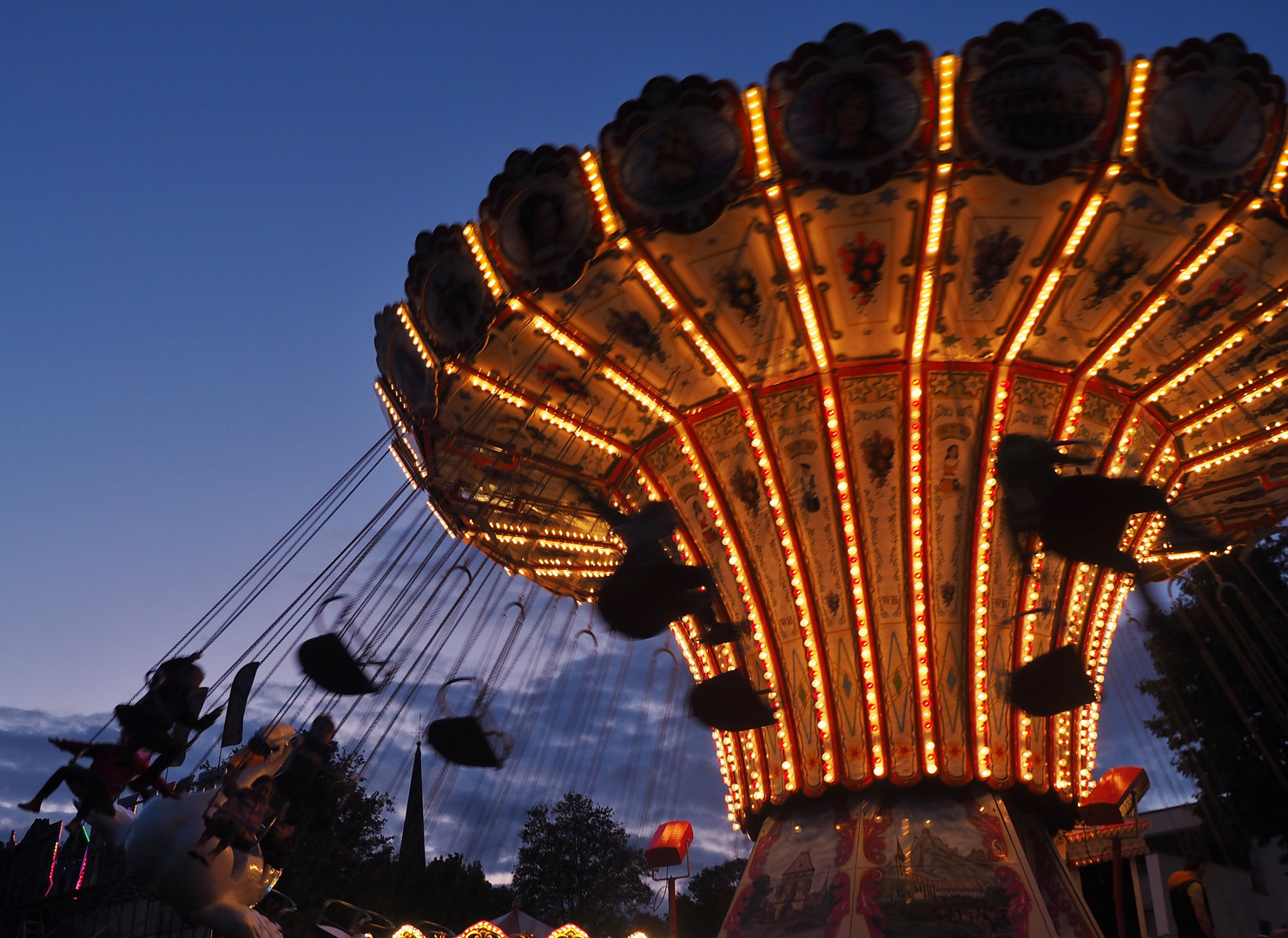 Karussell Foto & Bild streetfotografie mit menschen, jugendliche