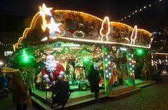 Karussell auf dem Frankfurter Weihnachtsmarkt 2021