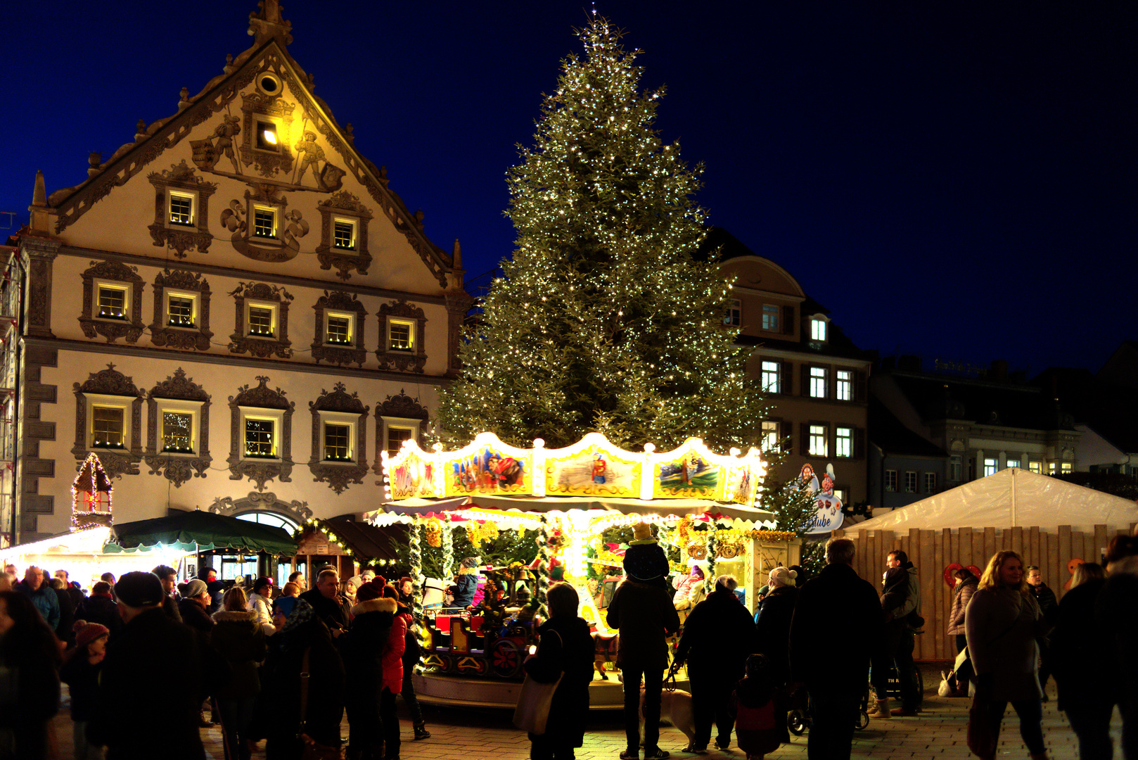 Karussell Ravensburger Weihnachtsmarkt