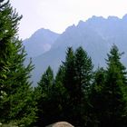 karwendelgebirge im sommer