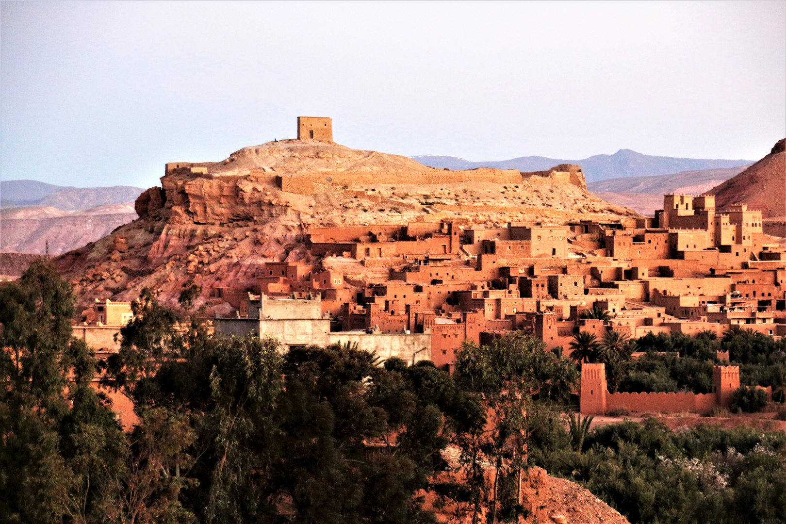 Kasbah- Anlage aus Stampflehm erbaut 