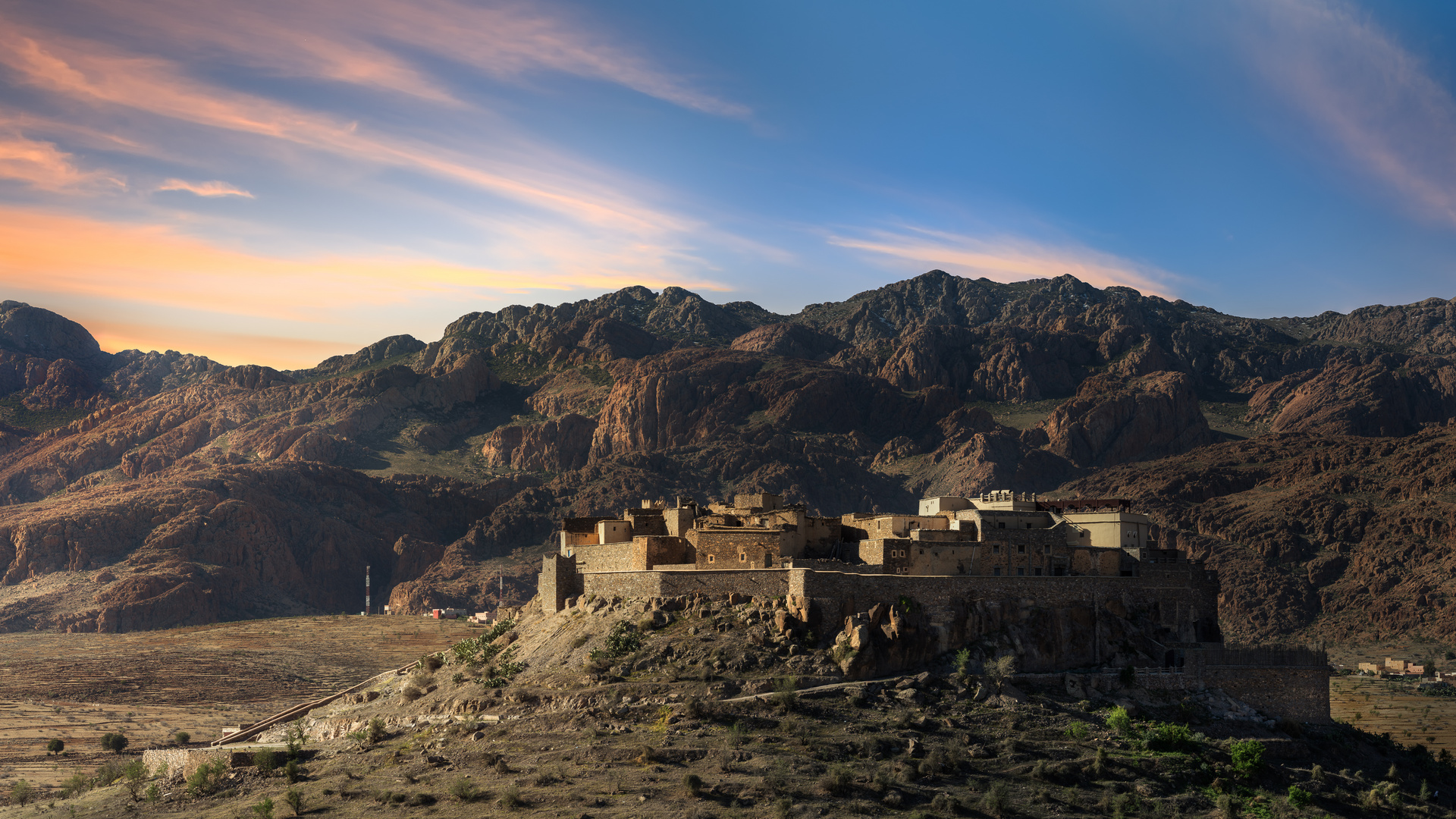 Kasbah Tizourgane im Morgenlicht