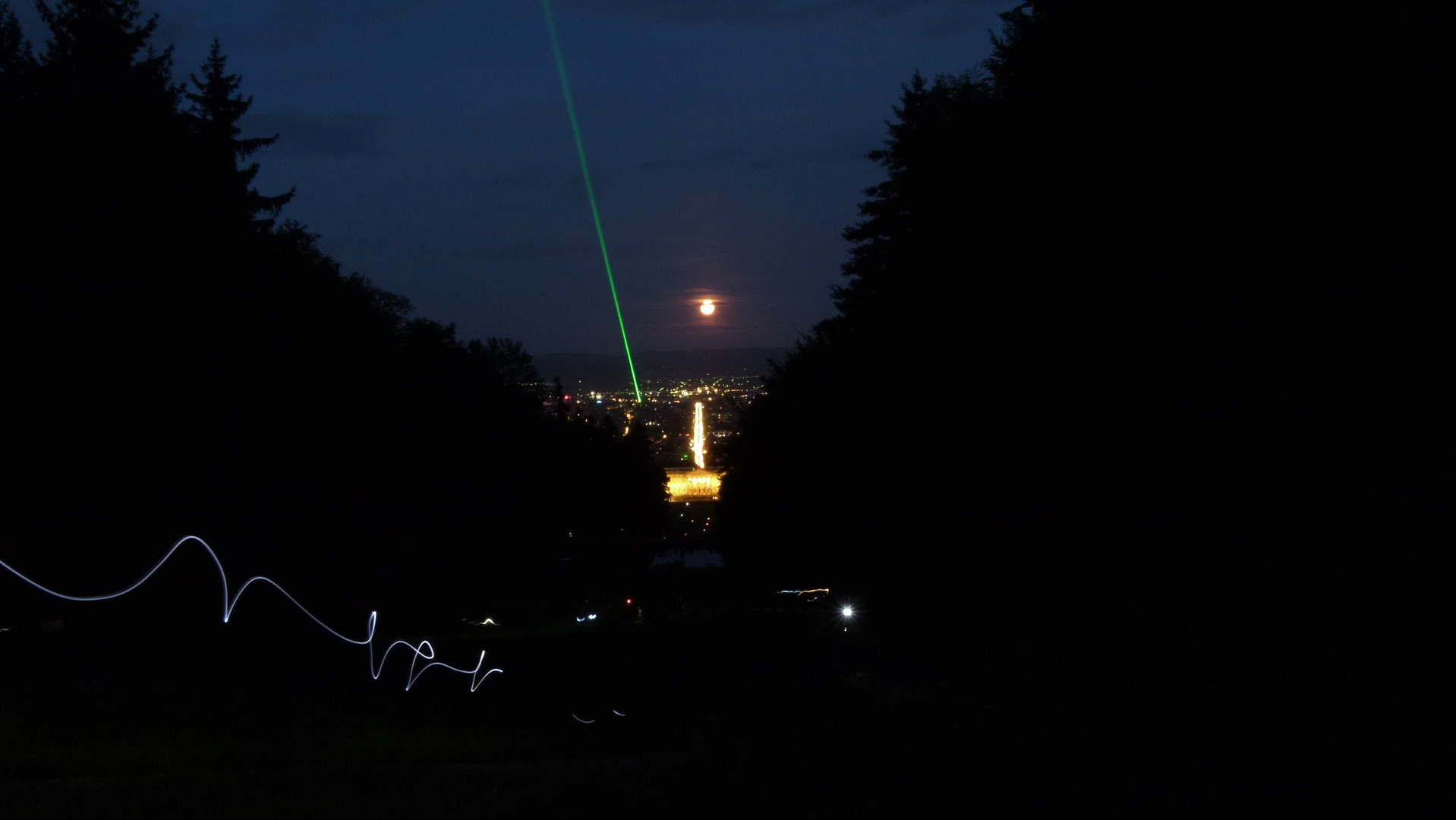 Kassel bei Nacht