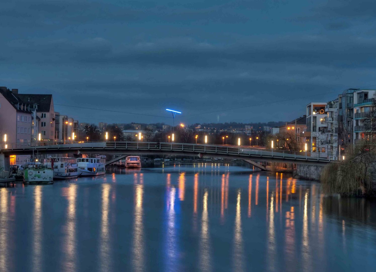 Kassel :  Ein Abend von der Drahtbrücke