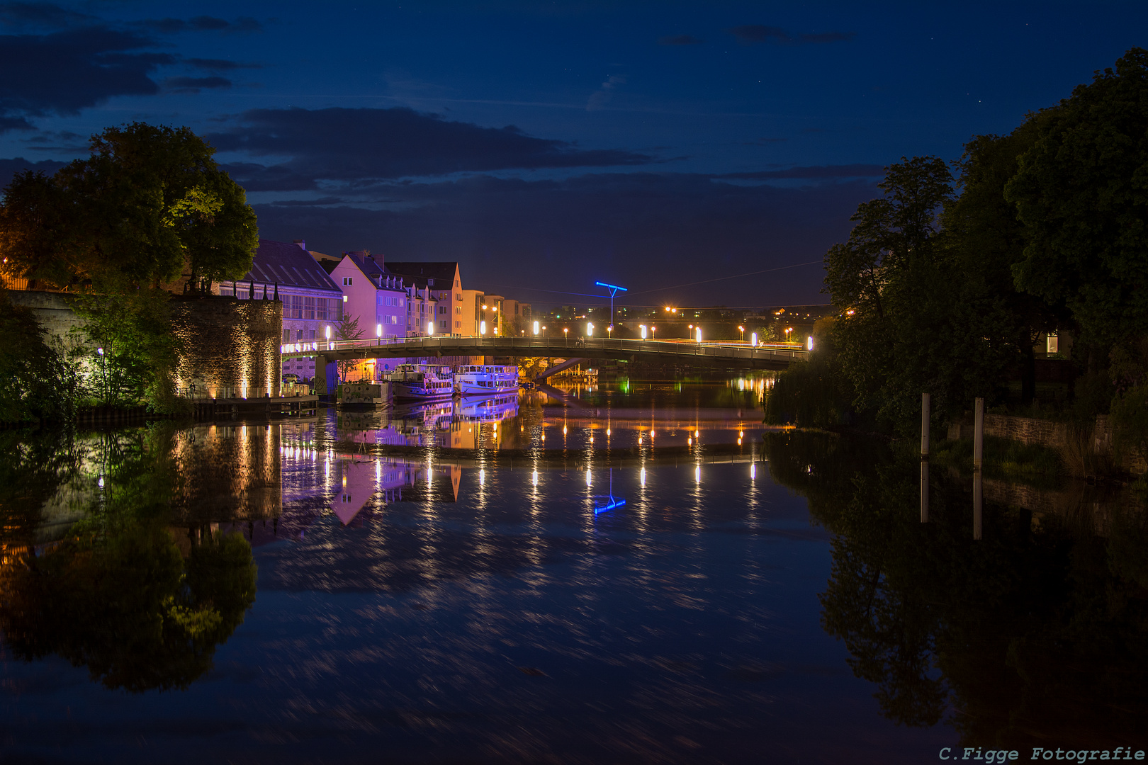 Kassel mit der Fulda Foto & Bild city, night, kassel Bilder auf