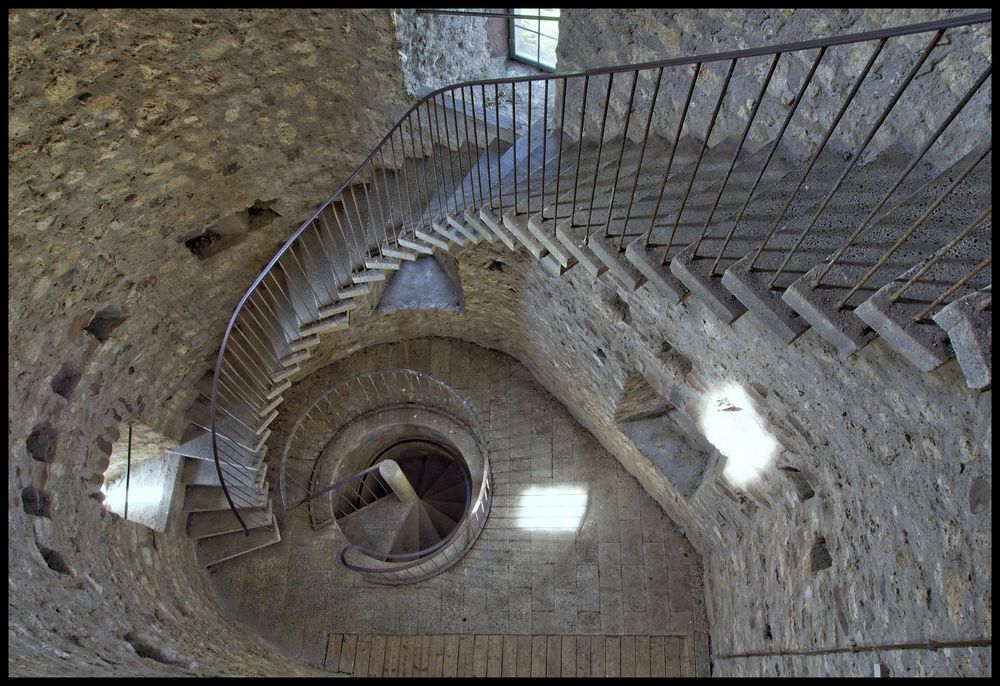 Kasselburg Burgturm inside