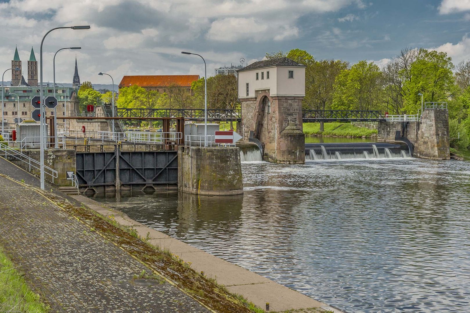 Kasseler Schleuse und Stauwerk in der Fulda