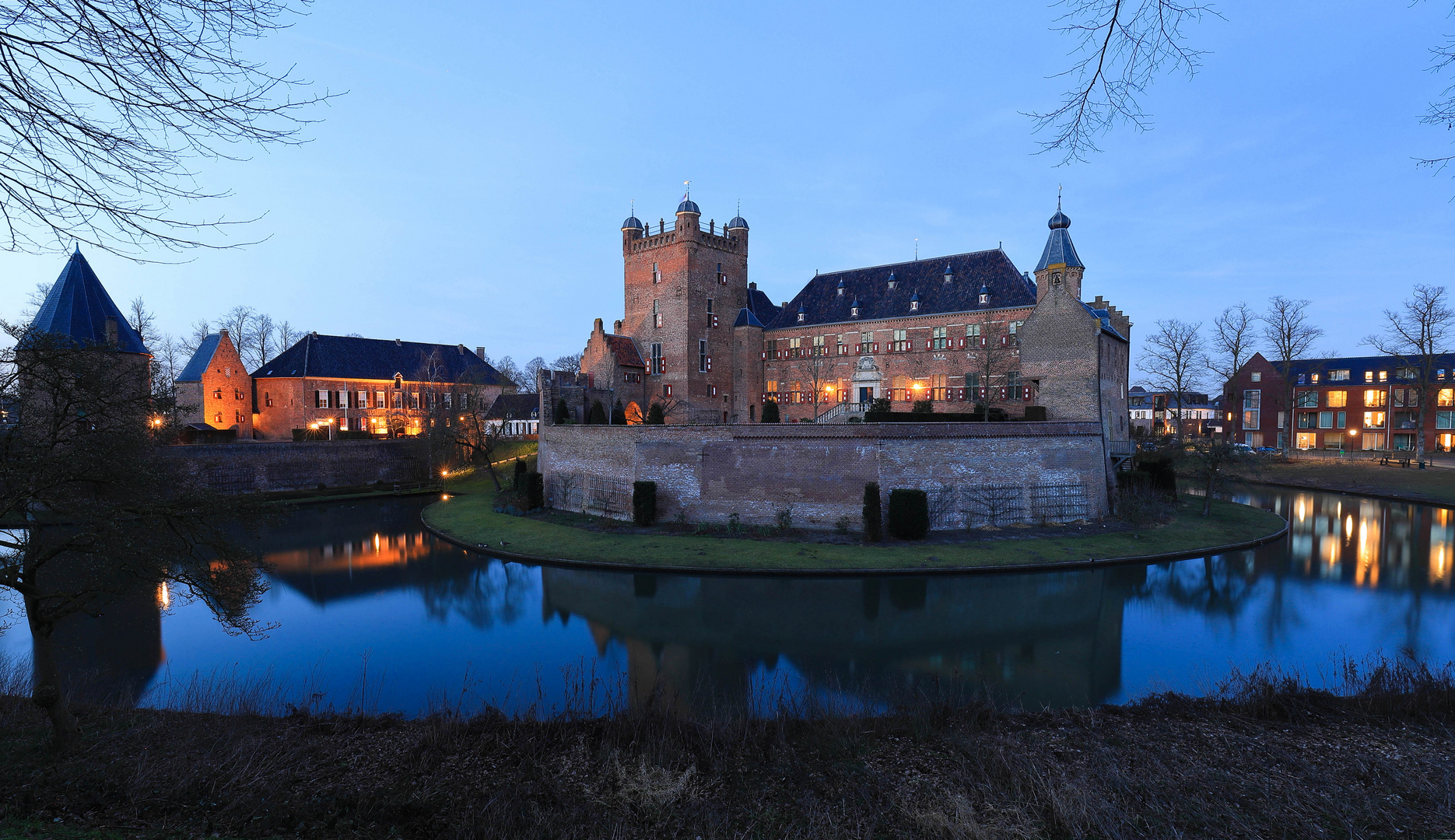 Kasteel Huis Bergh Foto & Bild wasser, winter, nacht Bilder auf
