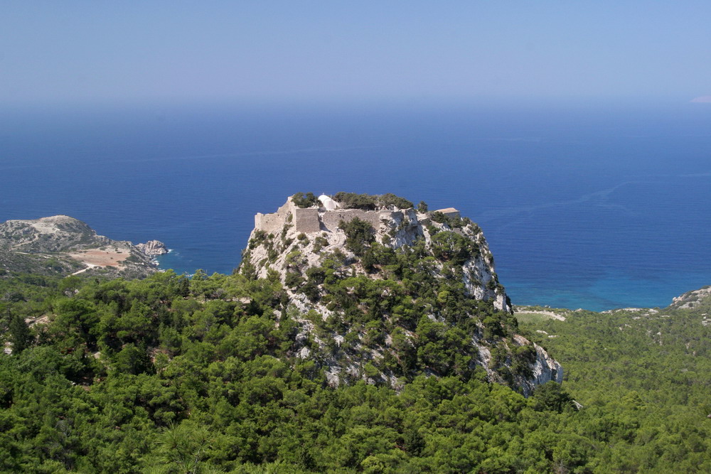 Kastro Monolithos