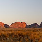 Kata Tjuta (Olgas) bei Sonnenaufgang