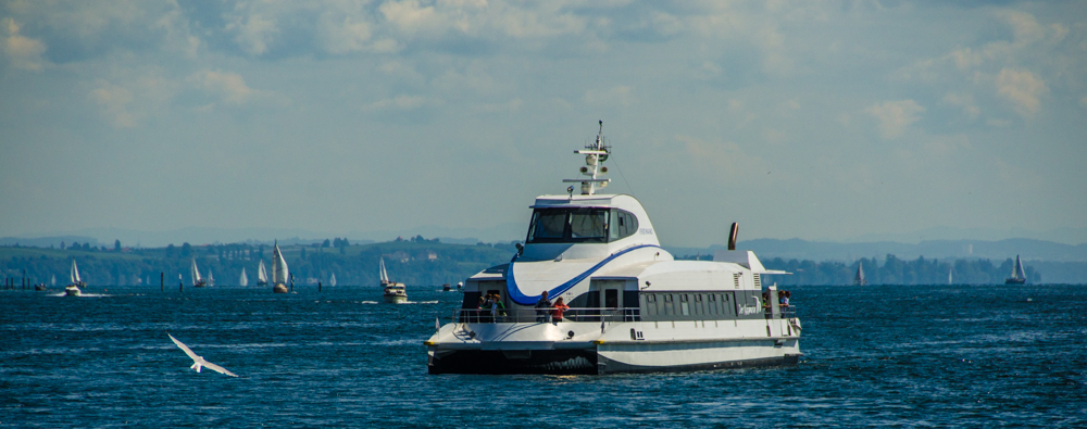 Katamaran fahrt nach Konstanz