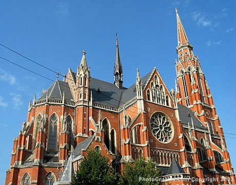 Katedrale-Osijek 100m hoch