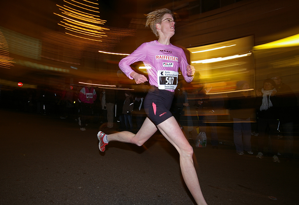 kategorie: elite frauen beim baseler stadtlauf 2008