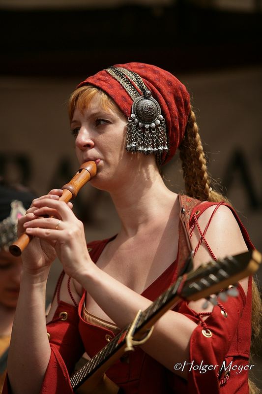 Katerina Göttlichová (Augustinova) von der böhmischen Mittelalterband Braagas  4