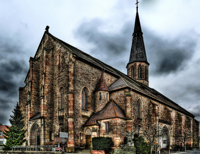 Kath. Kirche in Hösbach bei Aschaffenburg